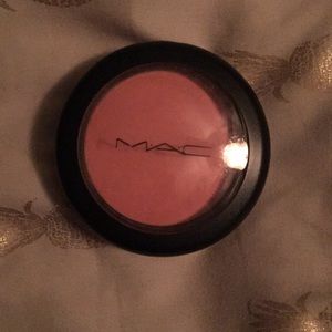 Mac blush